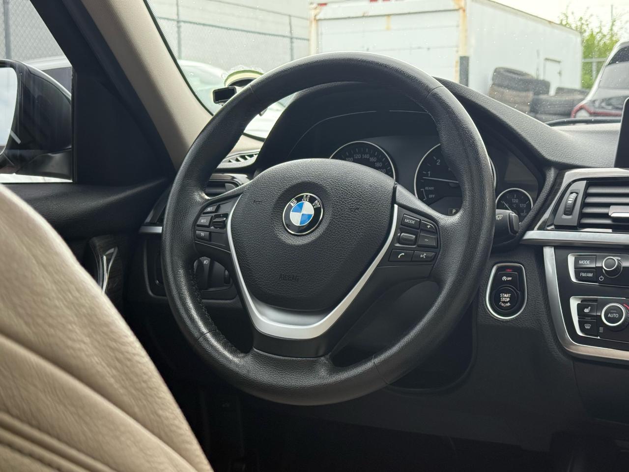 2015 BMW 3 Series 320i xDrive BACKUP|SUNROOF|HEATED SEATS - Photo #8