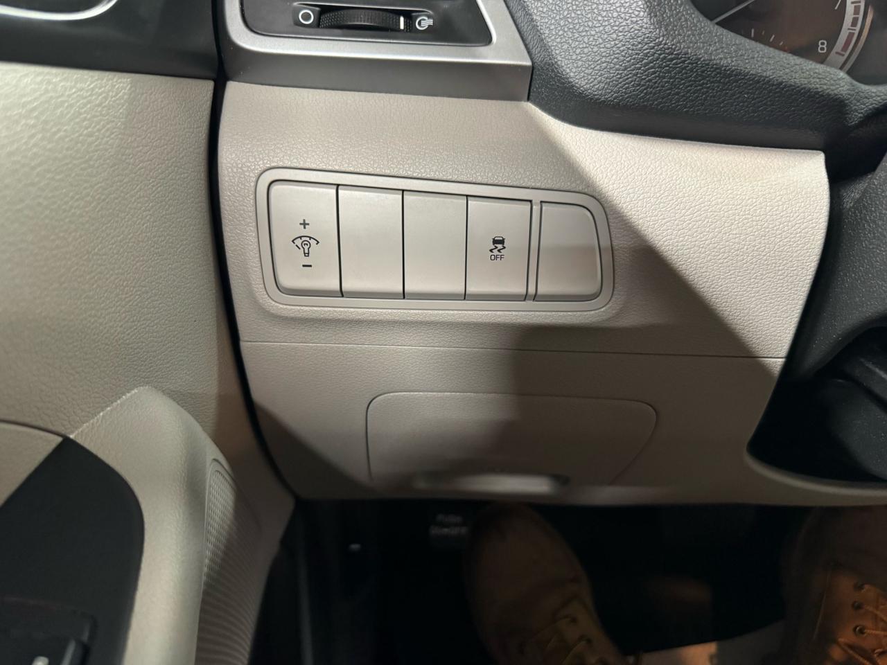 12557771