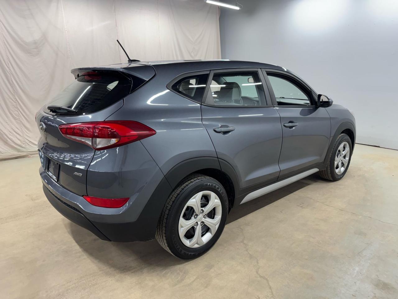 2017 Hyundai Tucson AWD 4dr 2.0L