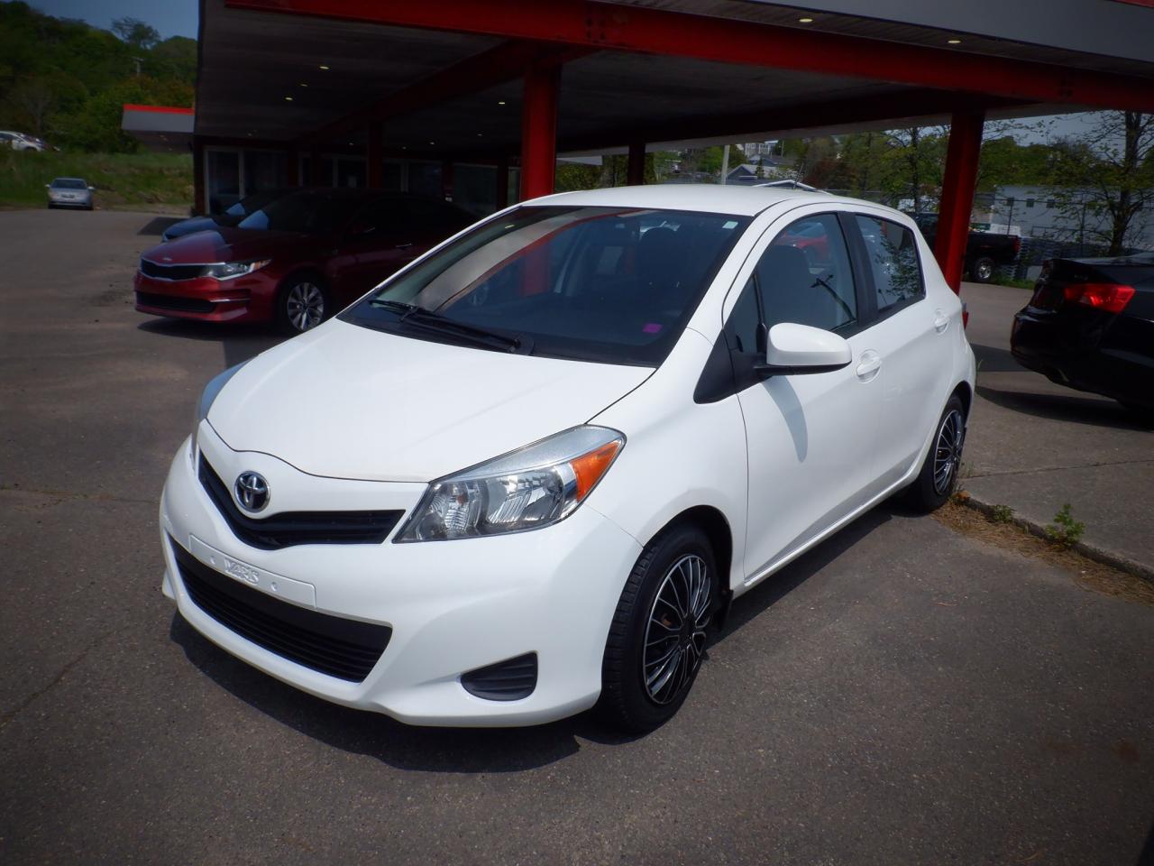 2014 Toyota Yaris LE