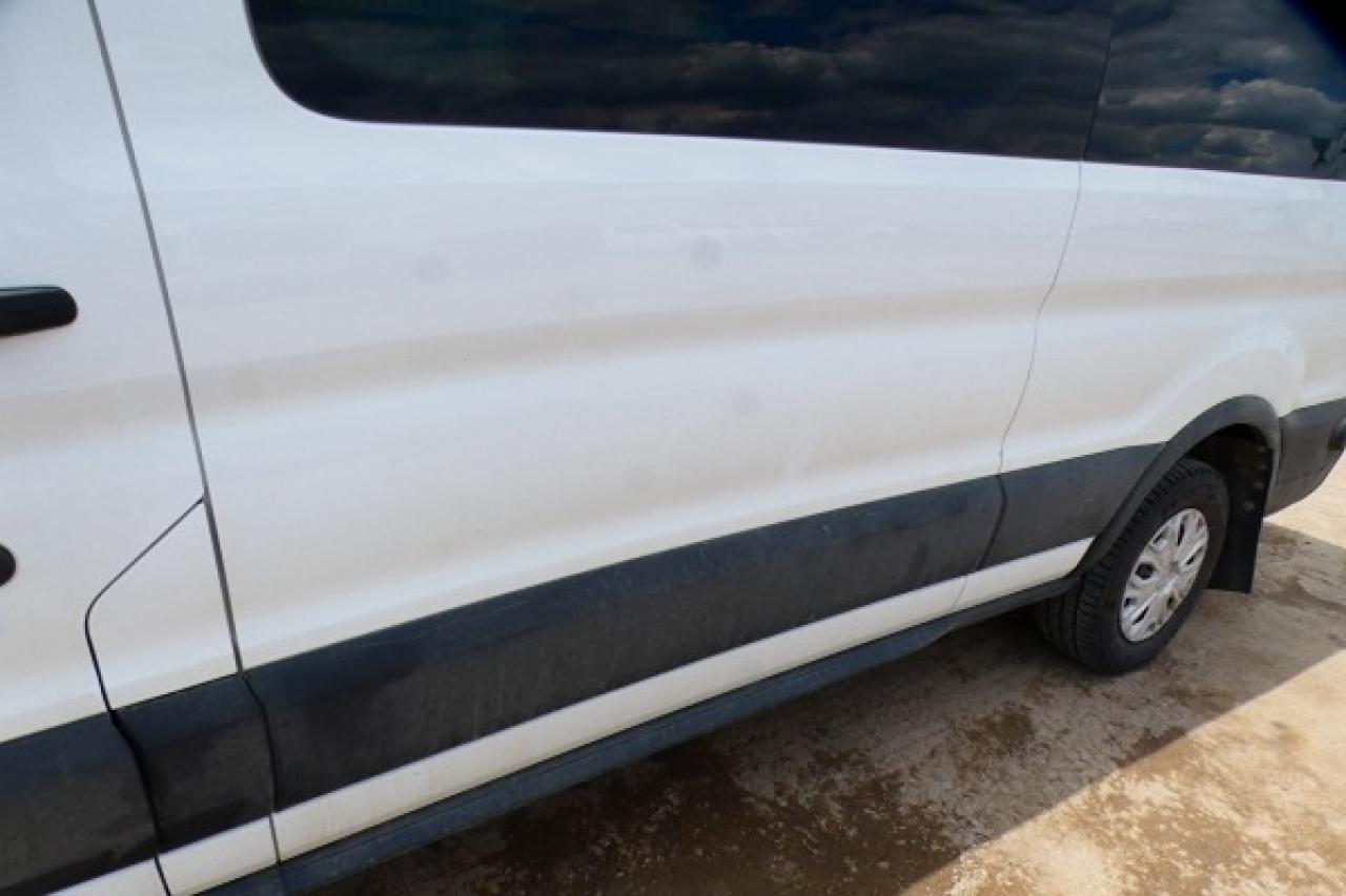 2020 Ford Transit 350 XLT Low Roof 15 pass. w/cloth seats, BUC - Photo #27