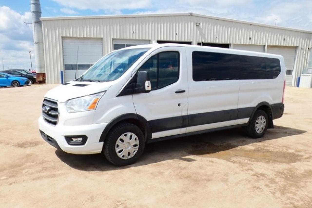 2020 Ford Transit 350 XLT Low Roof 15 pass. w/cloth seats, BUC - Photo #2
