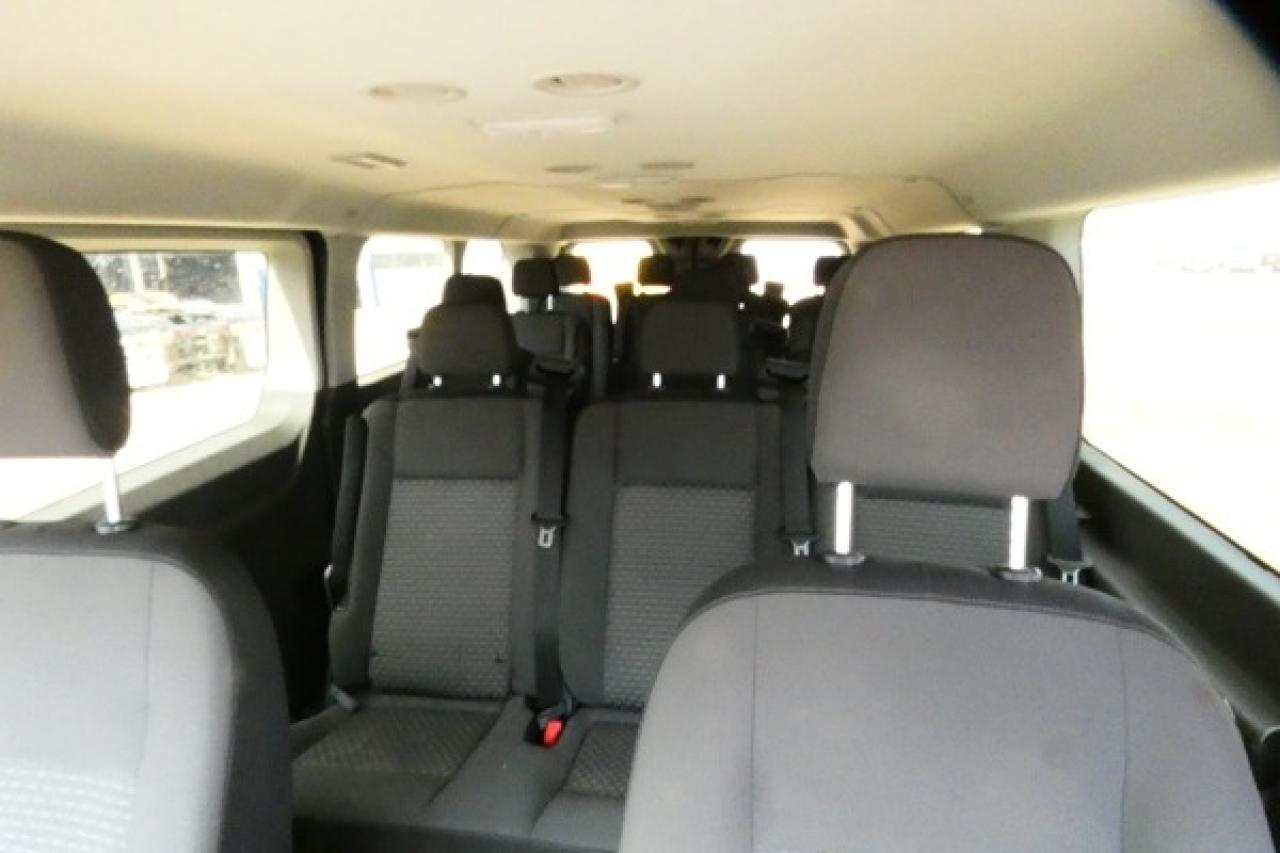 2020 Ford Transit 350 XLT Low Roof 15 pass. w/cloth seats, BUC - Photo #11