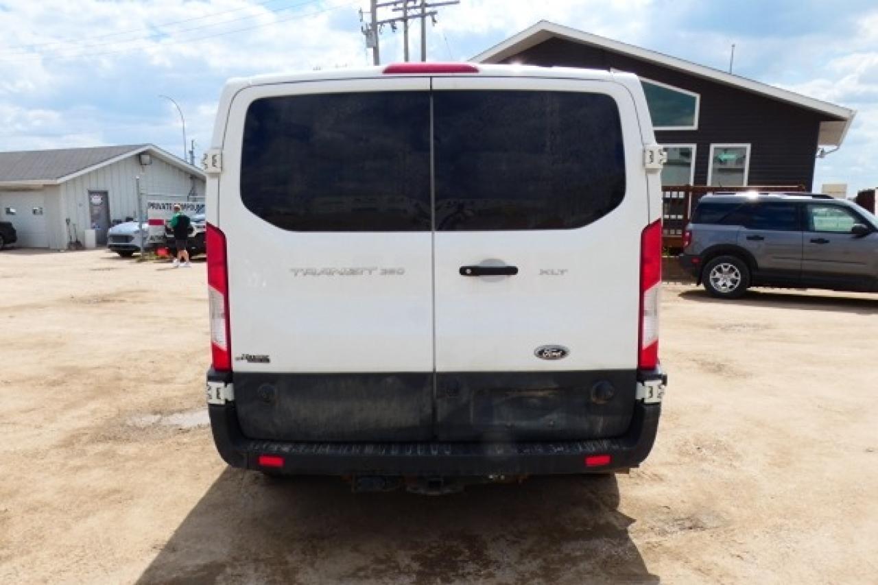 2020 Ford Transit 350 XLT Low Roof 15 pass. w/cloth seats, BUC - Photo #7