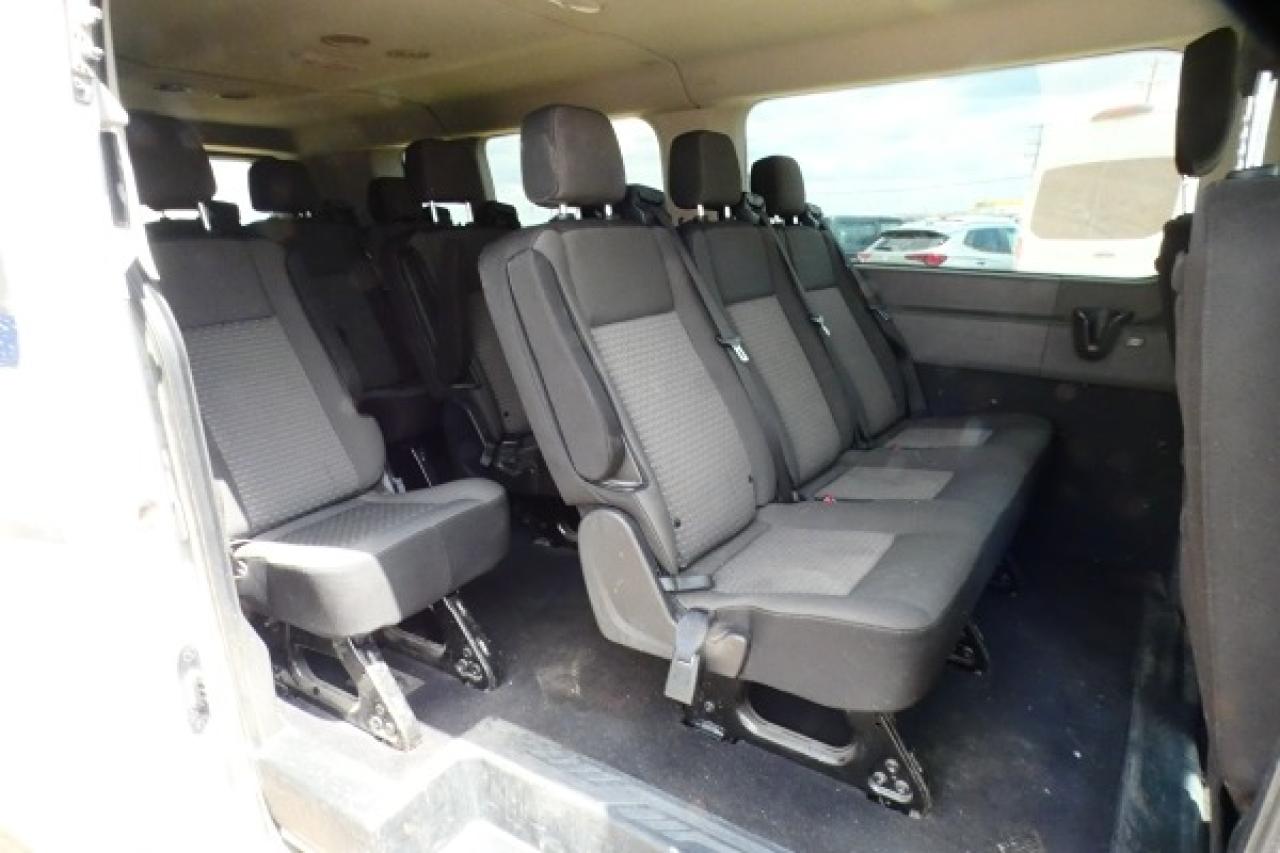 2020 Ford Transit 350 XLT Low Roof 15 pass. w/cloth seats, BUC - Photo #10