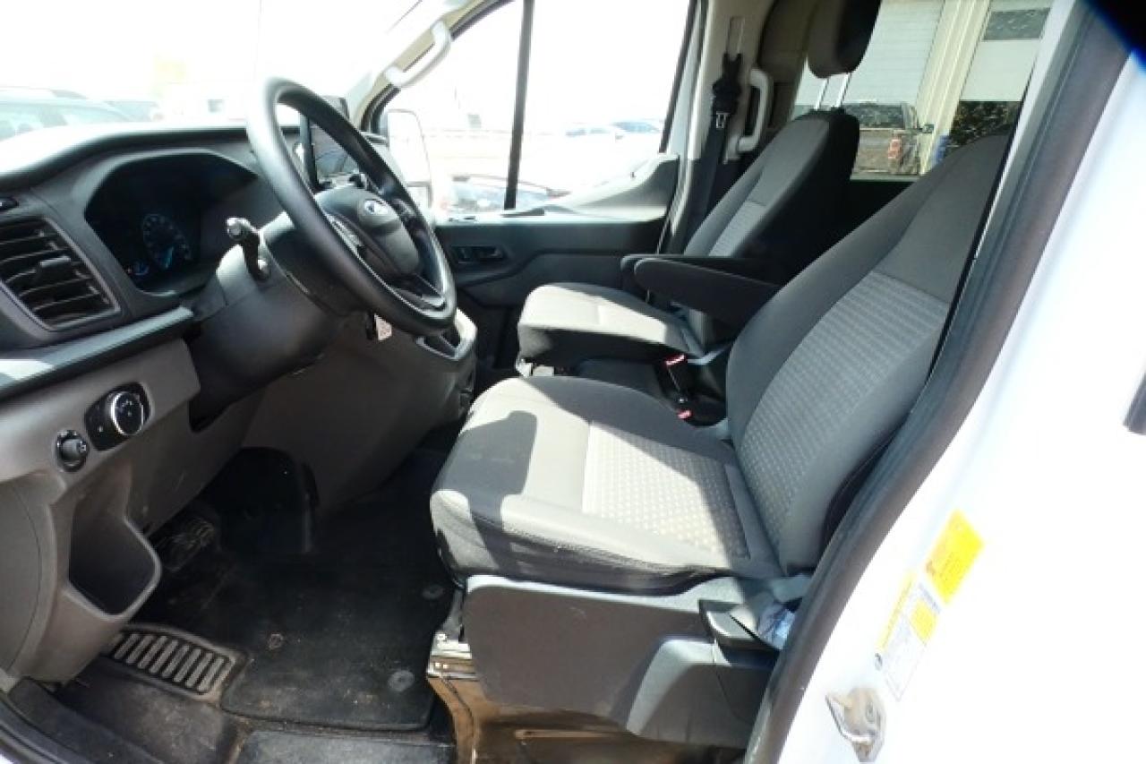 2020 Ford Transit 350 XLT Low Roof 15 pass. w/cloth seats, BUC - Photo #12