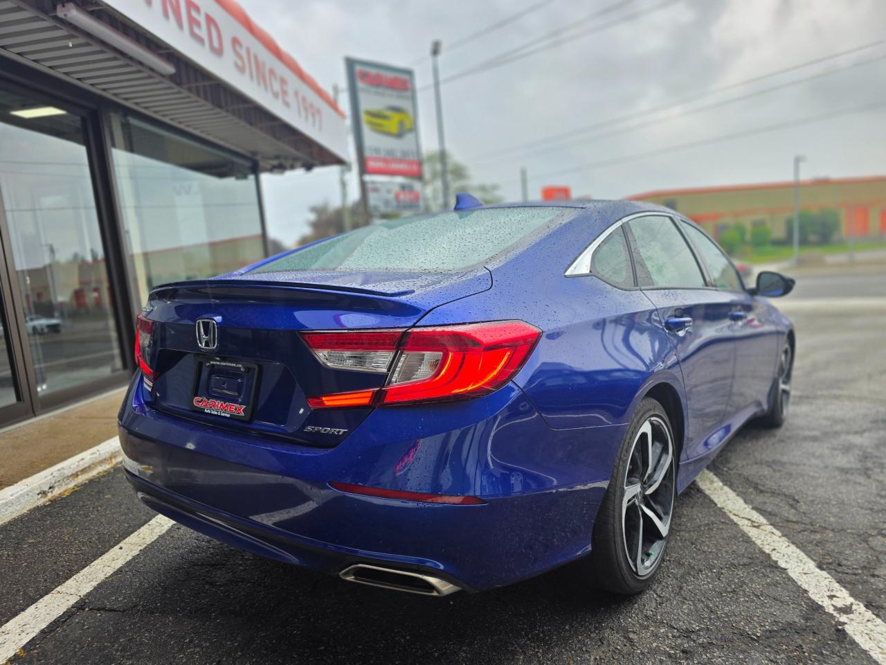 2018 Honda Accord Sport ONE OWNER | ACCIDENT FREE | APPLE CARPLAY & ANDROID AUTO Photo4