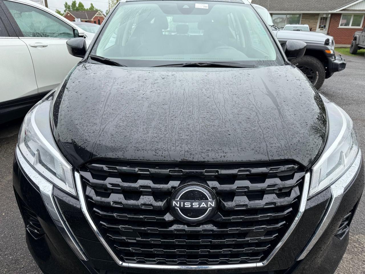 Used 2023 Nissan Kicks SV AutoStart! Heated Steering! for sale in Kemptville, ON