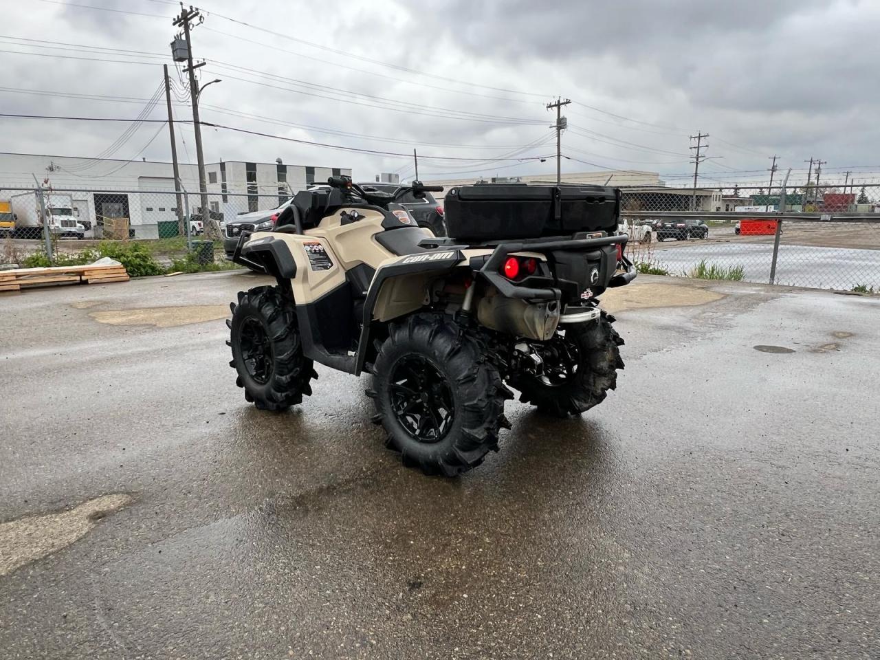 2023 Can-Am Outlander 850 XMR   - Photo #5