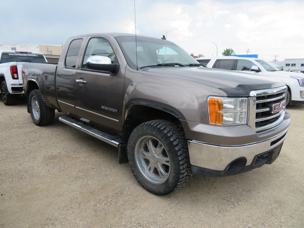 Used 2012 GMC Sierra 1500 SLE 2 Sets of Tires, Bluetooth, 6-Passenger Seating for sale in Killarney, MB