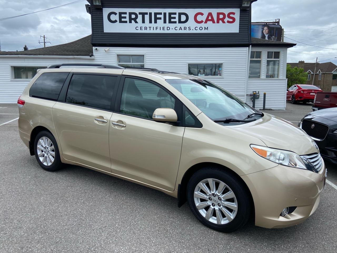2014 Toyota Sienna XLE **AWD, BSM, BACK CAM, HTD LEATH**