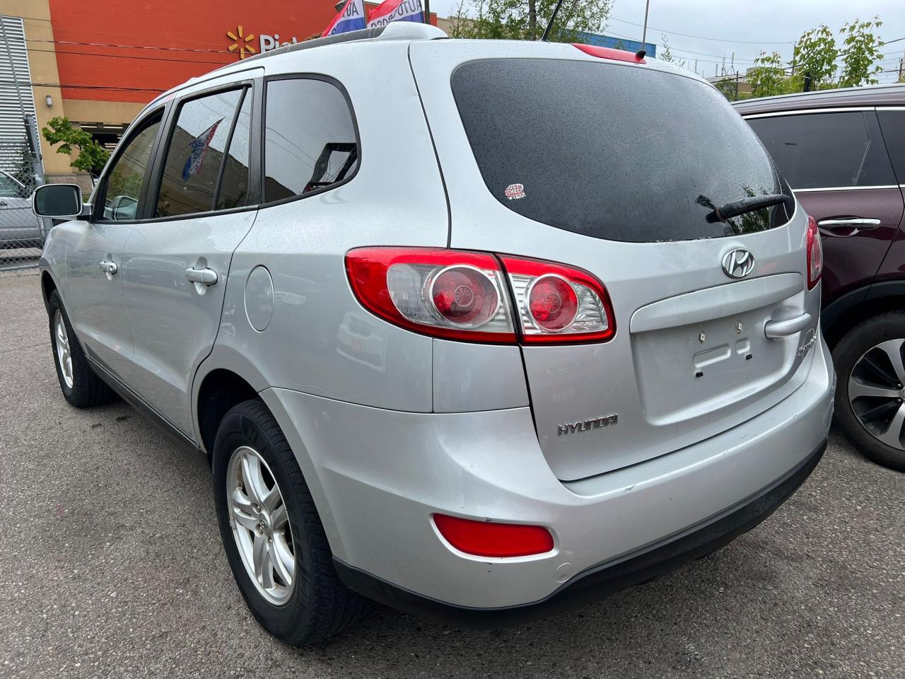 2011 Hyundai Santa Fe GL