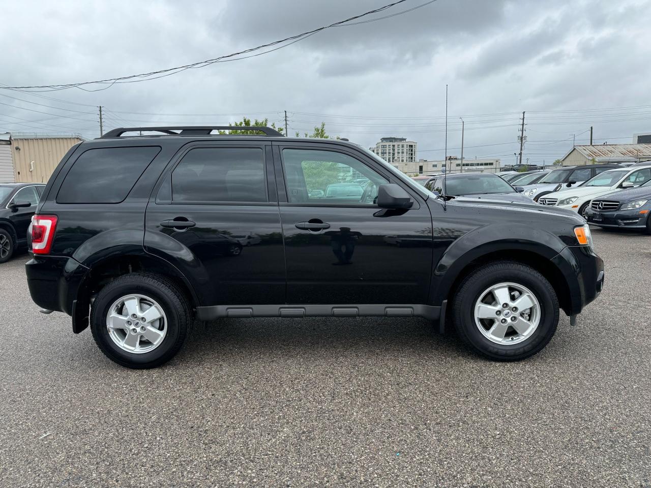 2011 Ford Escape XLT - Photo #4