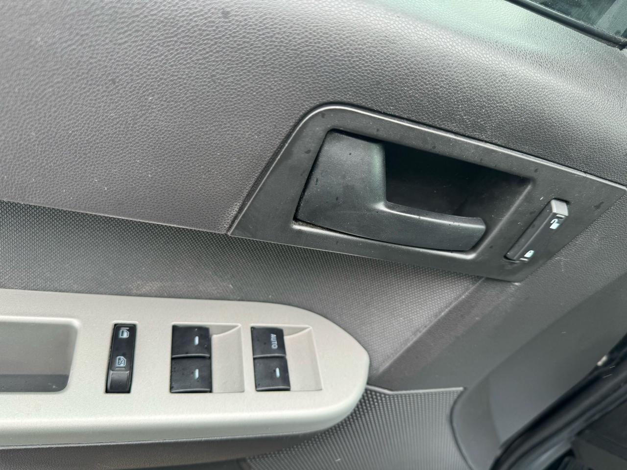 2011 Ford Escape XLT - Photo #14