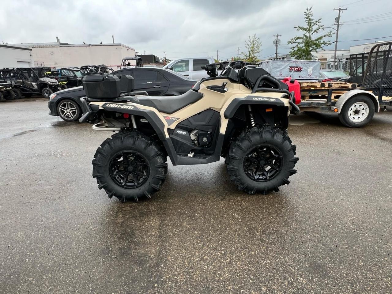 2023 Can-Am Outlander 850 XMR   - Photo #2