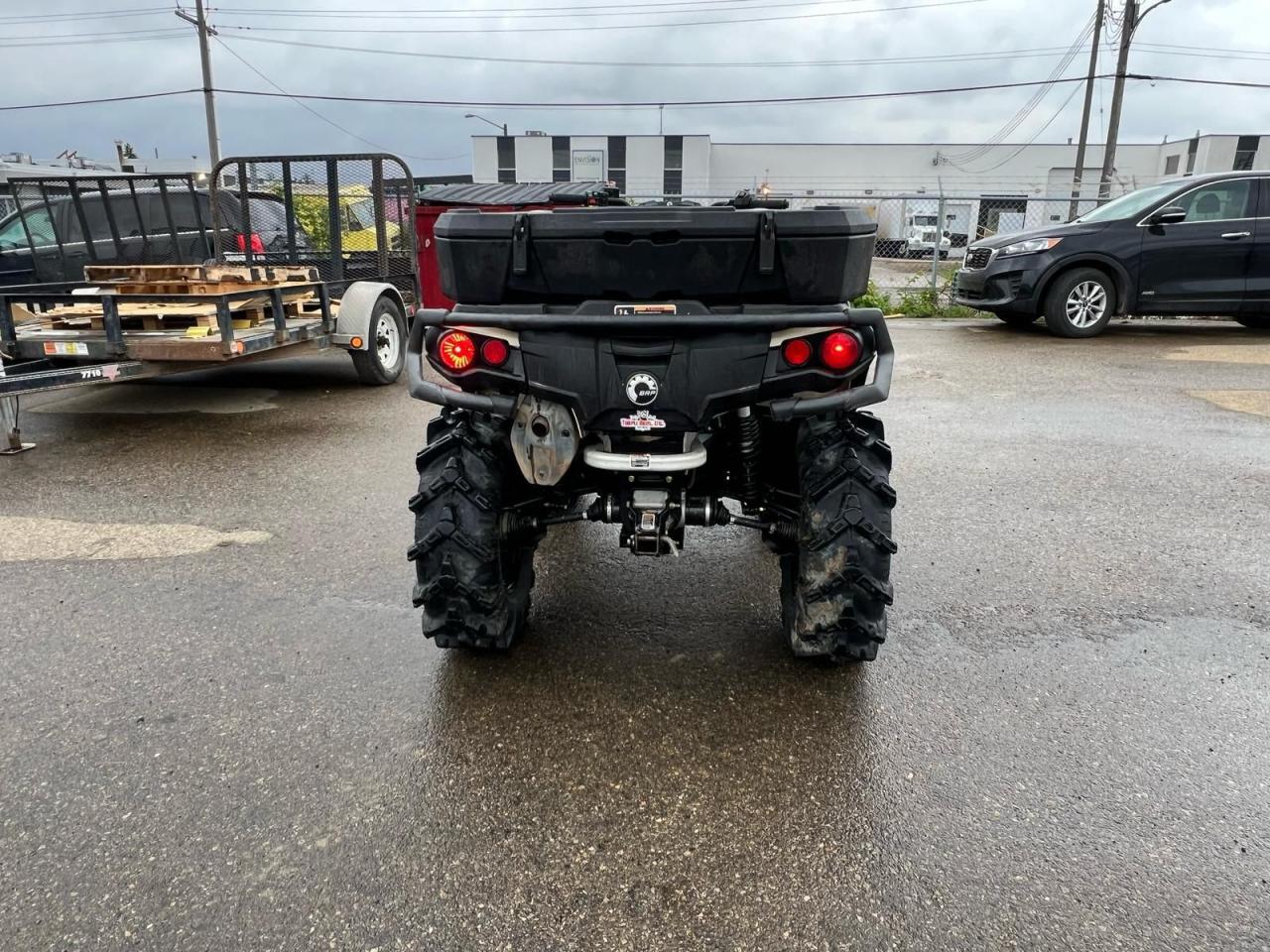 2023 Can-Am Outlander 850 XMR   - Photo #4