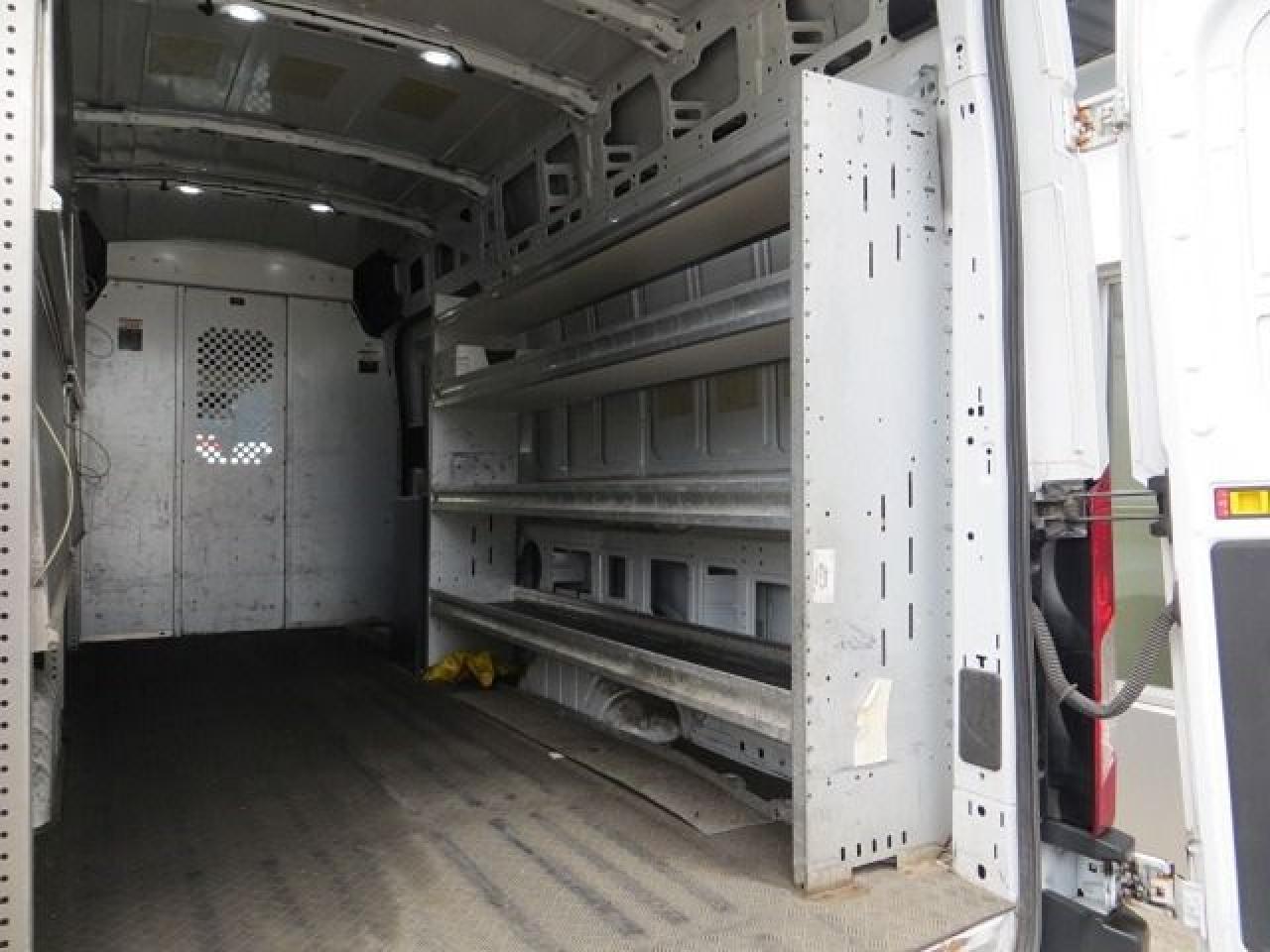2019 Ford Transit CERTIFIED, HIGH ROOF, 3.7L, EXTRA LONG, SHELVES - Photo #6