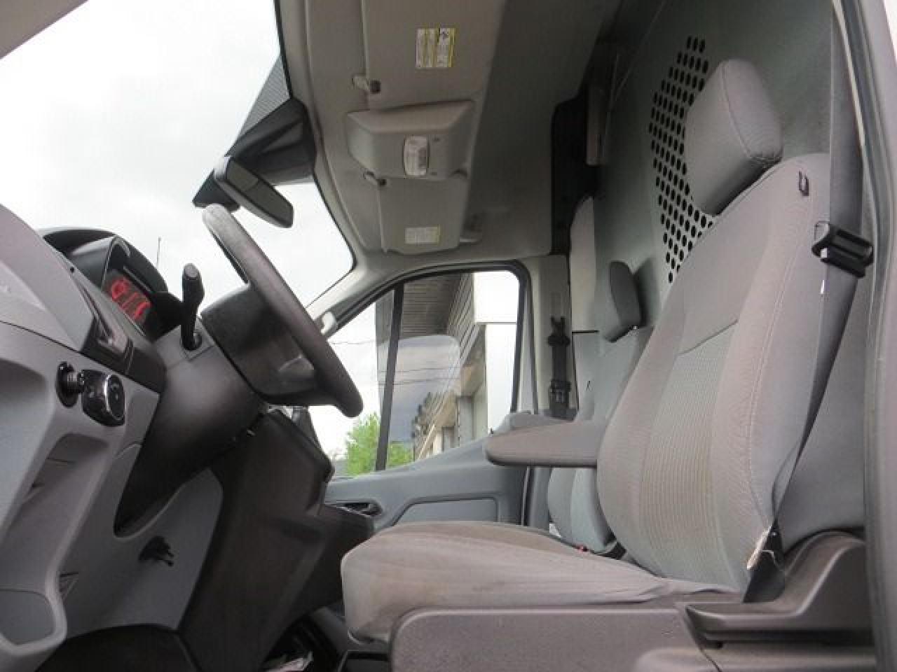 2019 Ford Transit CERTIFIED, HIGH ROOF, 3.7L, EXTRA LONG, SHELVES - Photo #13