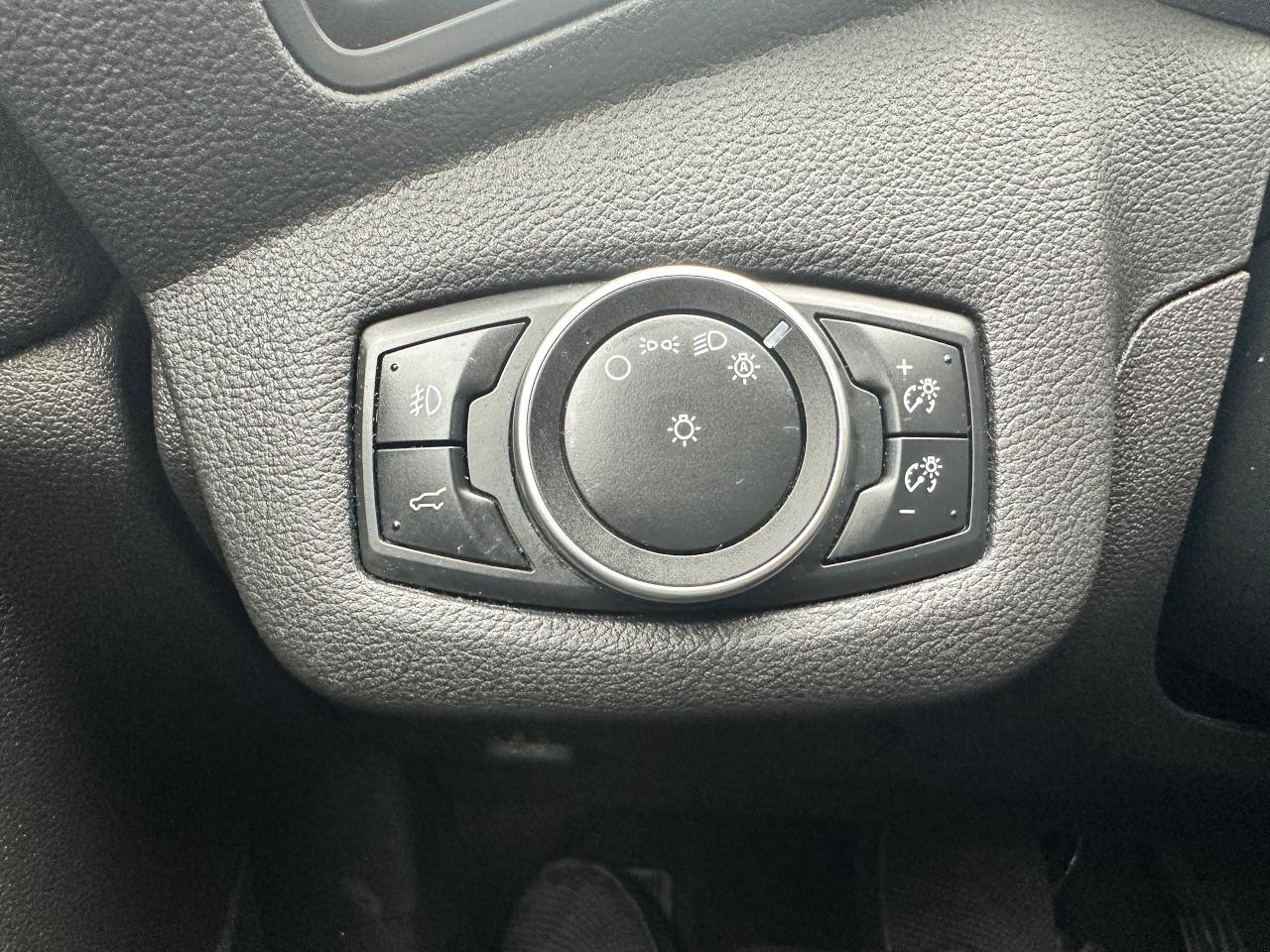 1748033659