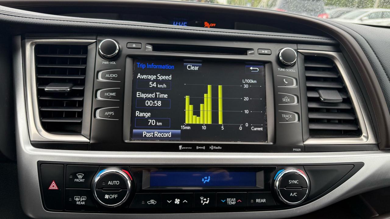 2017 Toyota Highlander LE - Photo #17