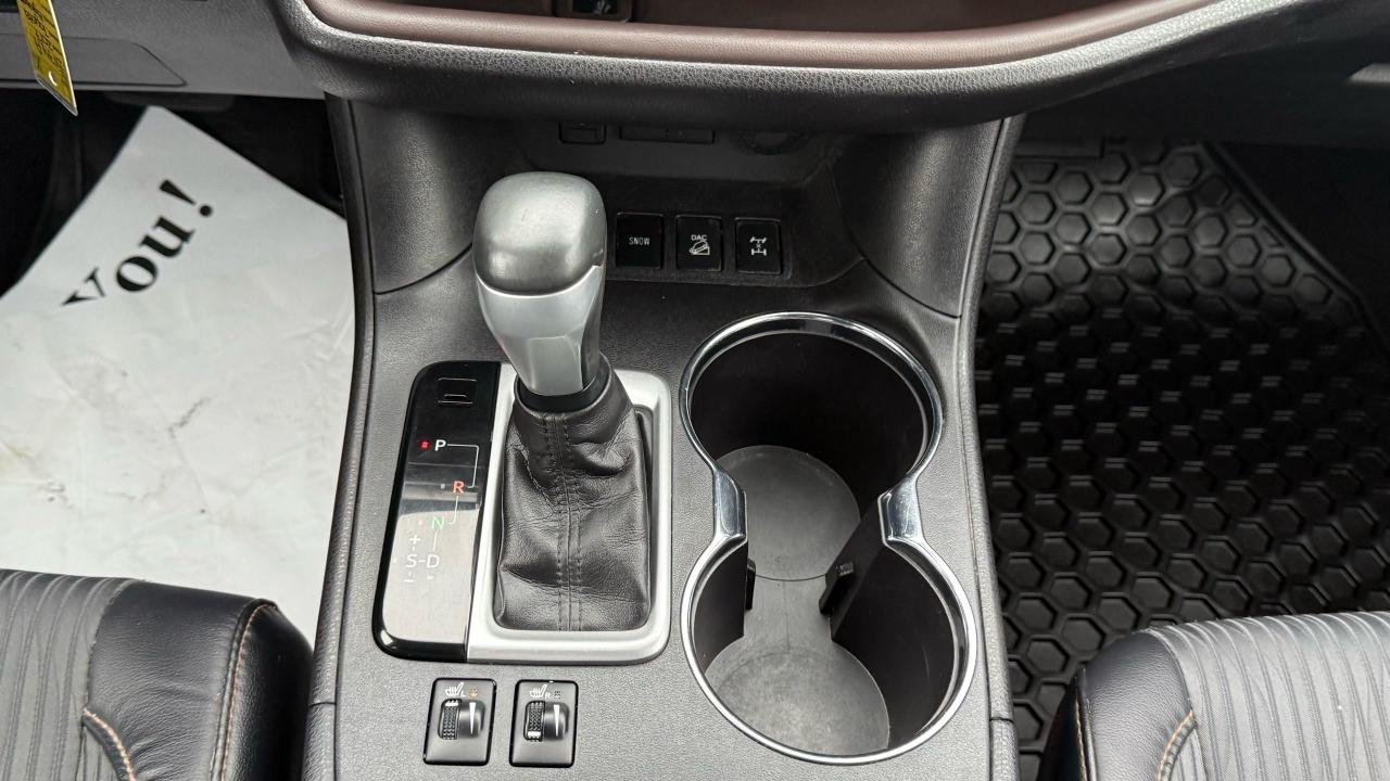 2017 Toyota Highlander LE - Photo #15