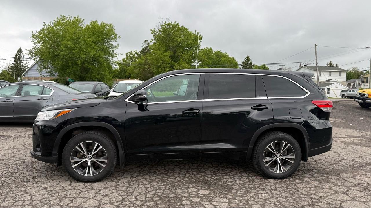 2017 Toyota Highlander LE - Photo #4