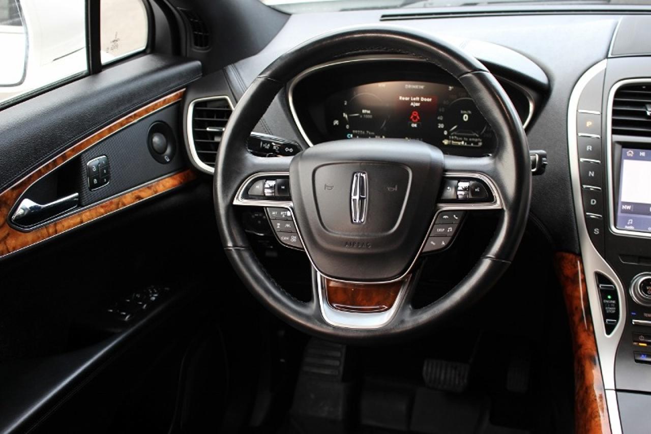 2019 Lincoln Nautilus Reserve*AWD*Heated Leather*Moon Roof*BT*Low Ks - Photo #18