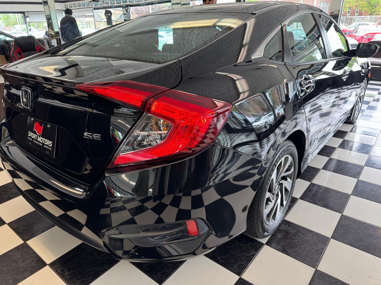 2018 Honda Civic SE+Adaptive Cruise+Lane Keep Assist+Remote Start Photo39