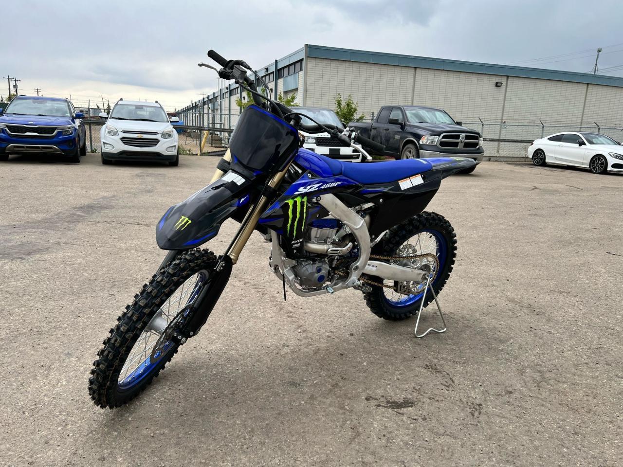 2025 Yamaha YZ450F MONSTER ENERGY EDITION - Photo #2
