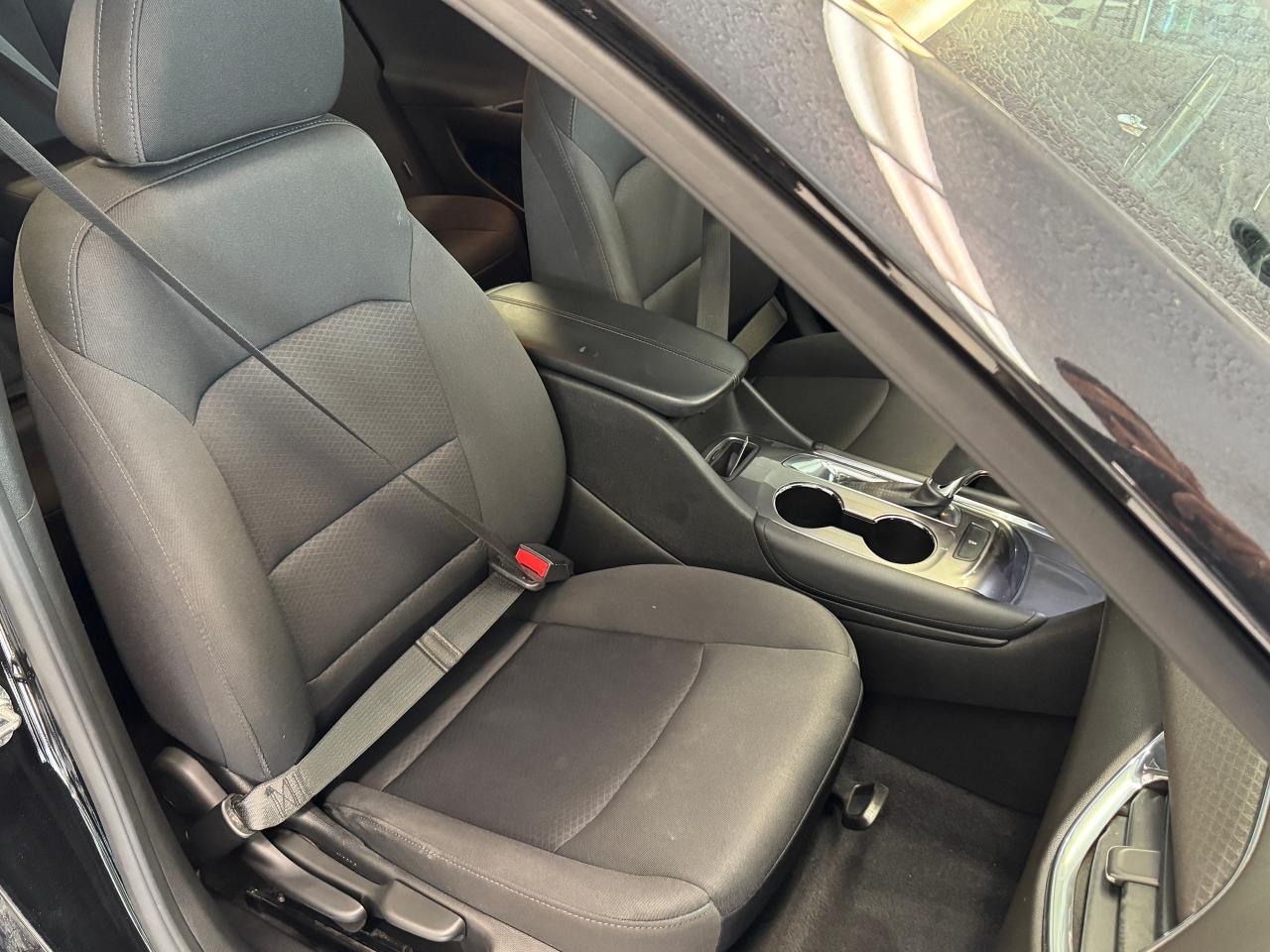 2018 Chevrolet Malibu LT+New Brakes+Camera+Remote Start+CLEAN CARFAX - Photo #22