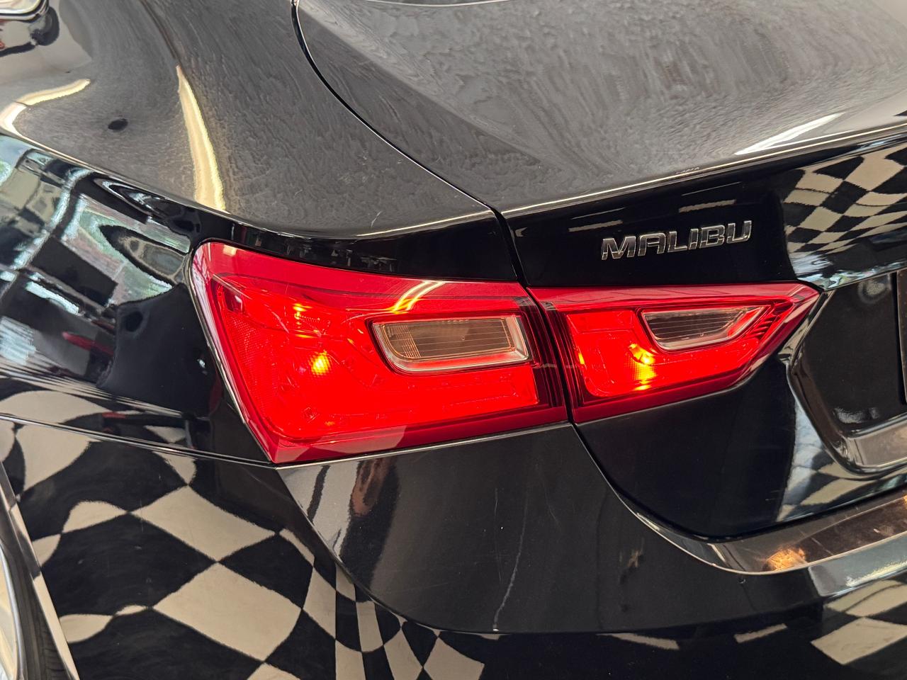 2018 Chevrolet Malibu LT+New Brakes+Camera+Remote Start+CLEAN CARFAX Photo53
