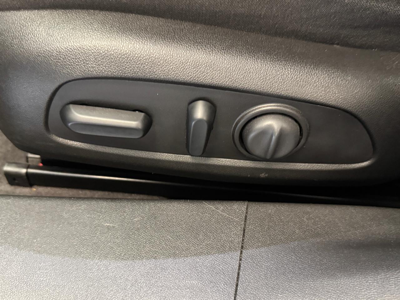 2018 Chevrolet Malibu LT+New Brakes+Camera+Remote Start+CLEAN CARFAX - Photo #39