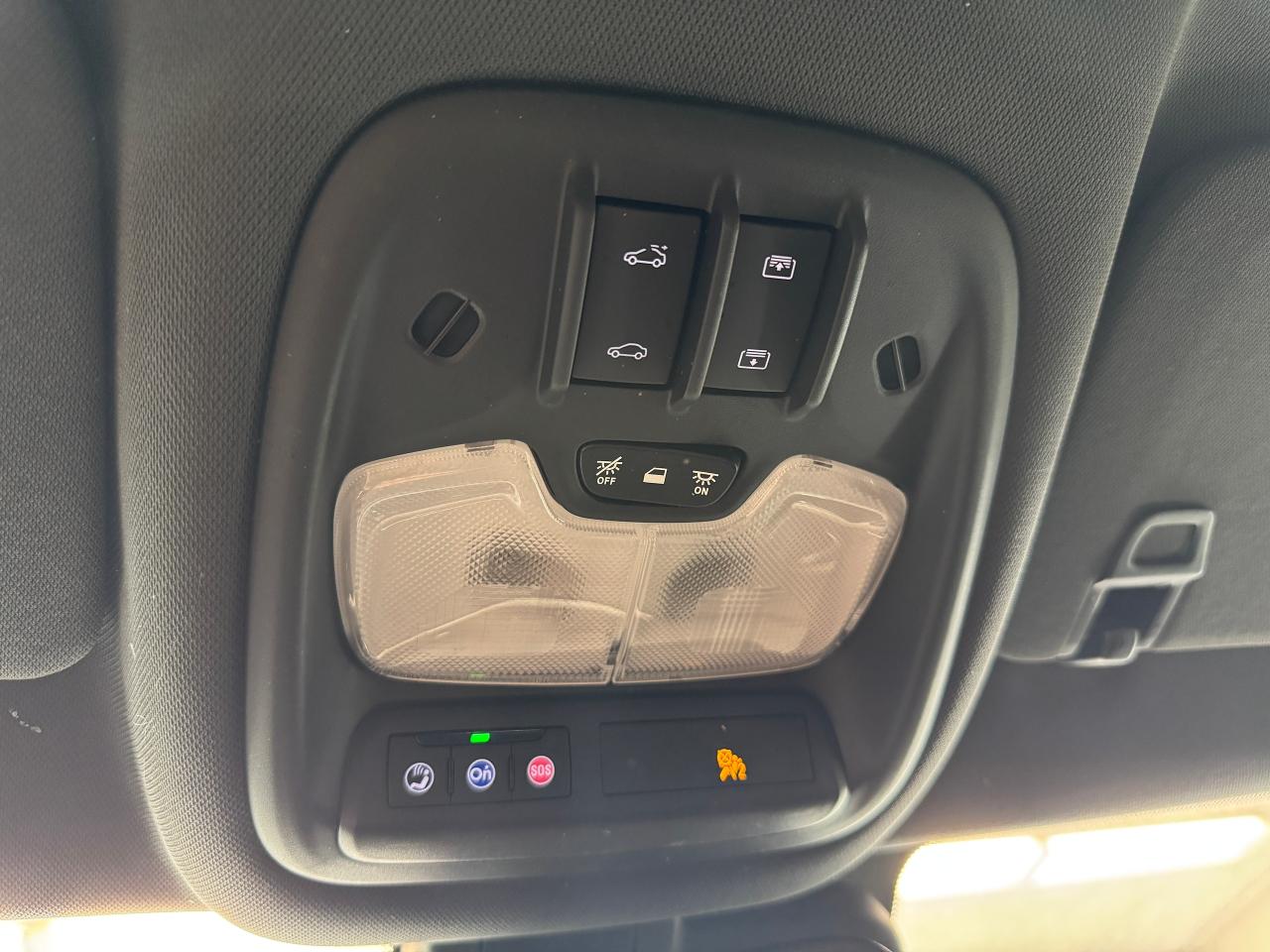 2021 Chevrolet TrailBlazer AWD ACTIV+Roof+Leather+ONE OWNER+CLEAN CARFAX - Photo #58