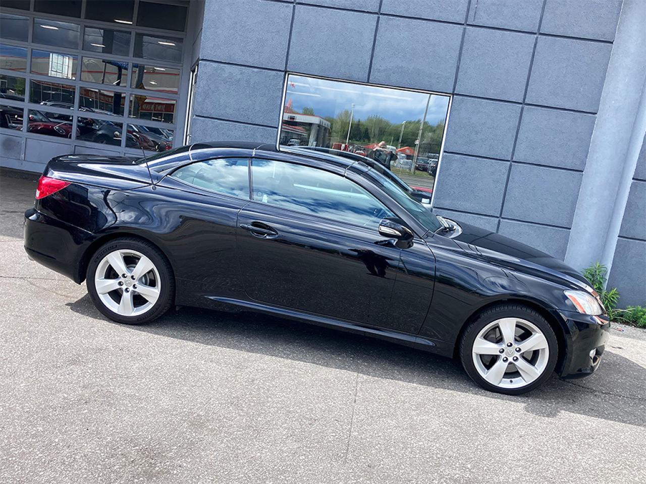 2010 Lexus IS 350 CONVERTIBLE | NAVI | REARCAM | PWR TOP - Photo #4
