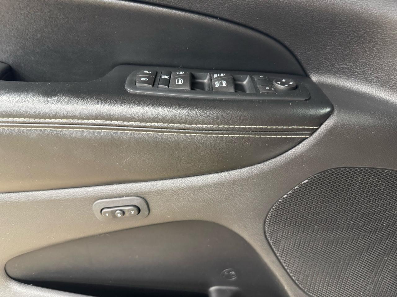 12558398