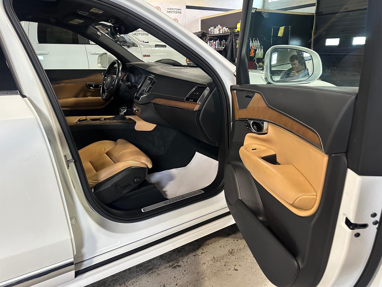 2018 Volvo XC90 INSCRIPTION | NO ACCIDENT | PANO SUNROOF - Photo #8
