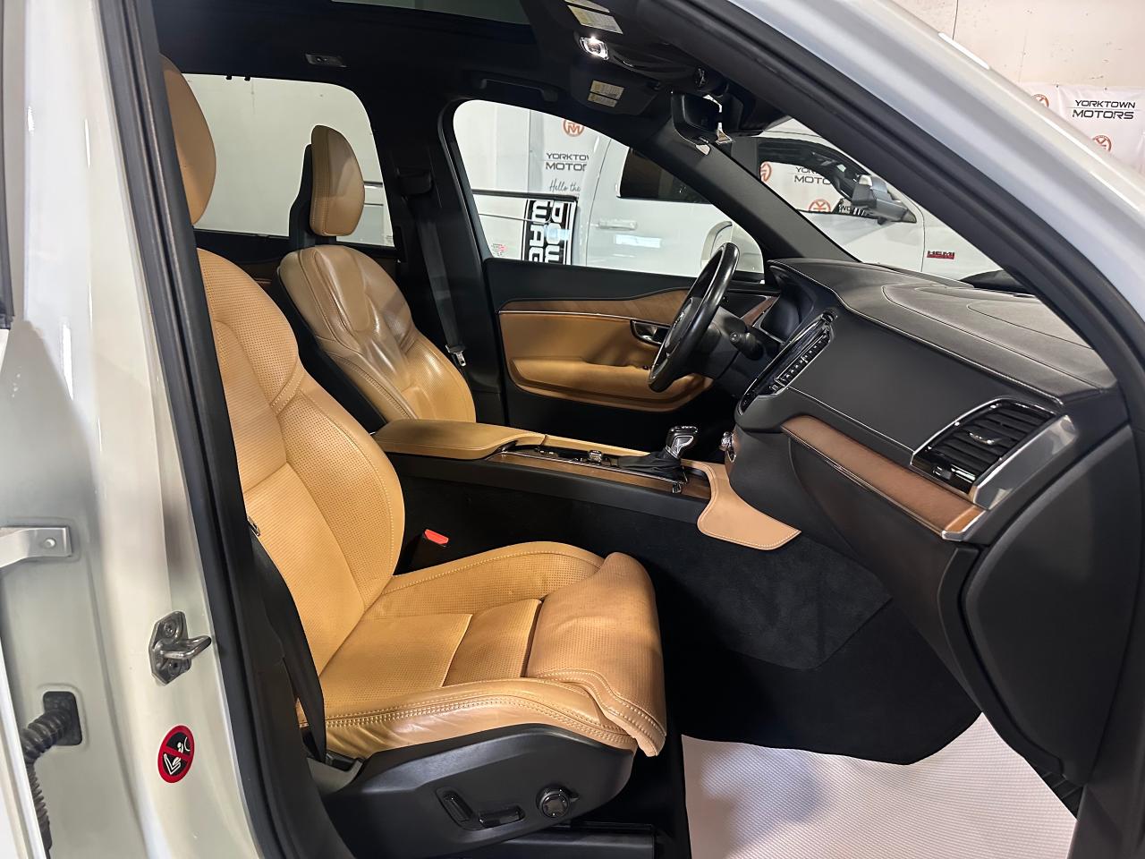 2018 Volvo XC90 INSCRIPTION | NO ACCIDENT | PANO SUNROOF - Photo #13