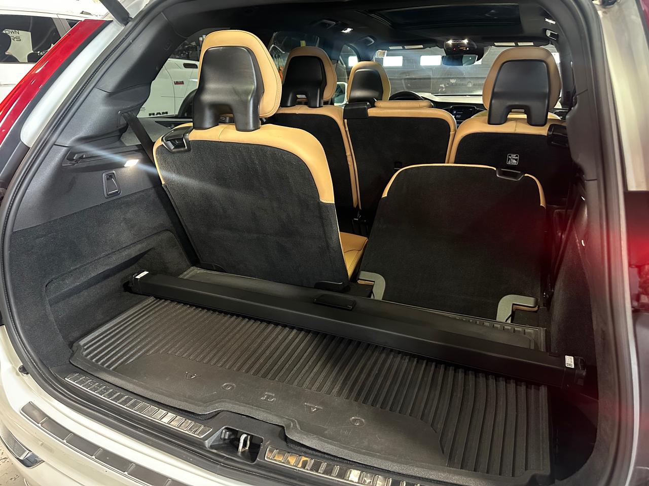 2018 Volvo XC90 INSCRIPTION | NO ACCIDENT | PANO SUNROOF - Photo #25