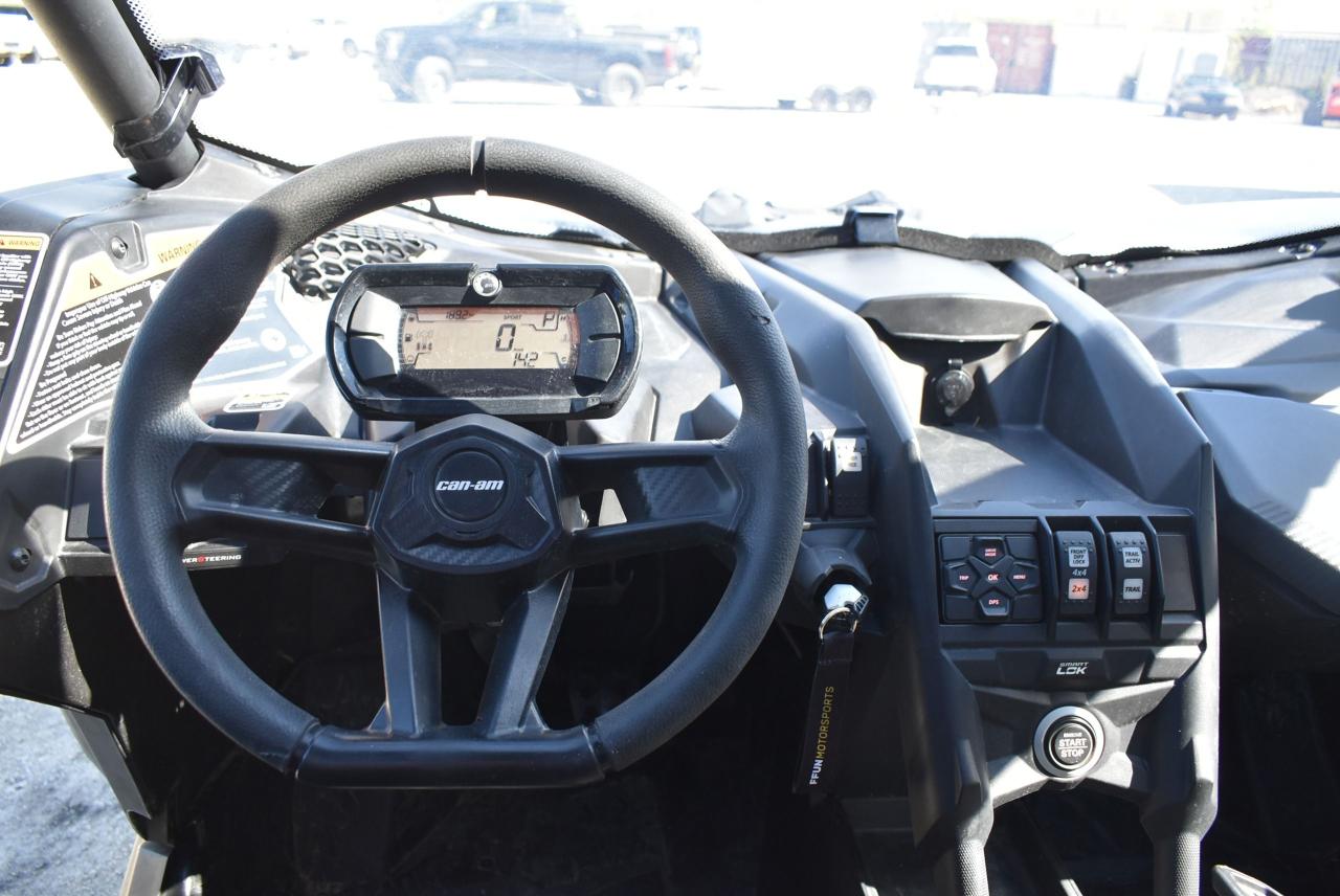 2023 Can-Am Maverick X3 XDS 900 Turbo LIKE NEW ONLY 189 KMS - Photo #16