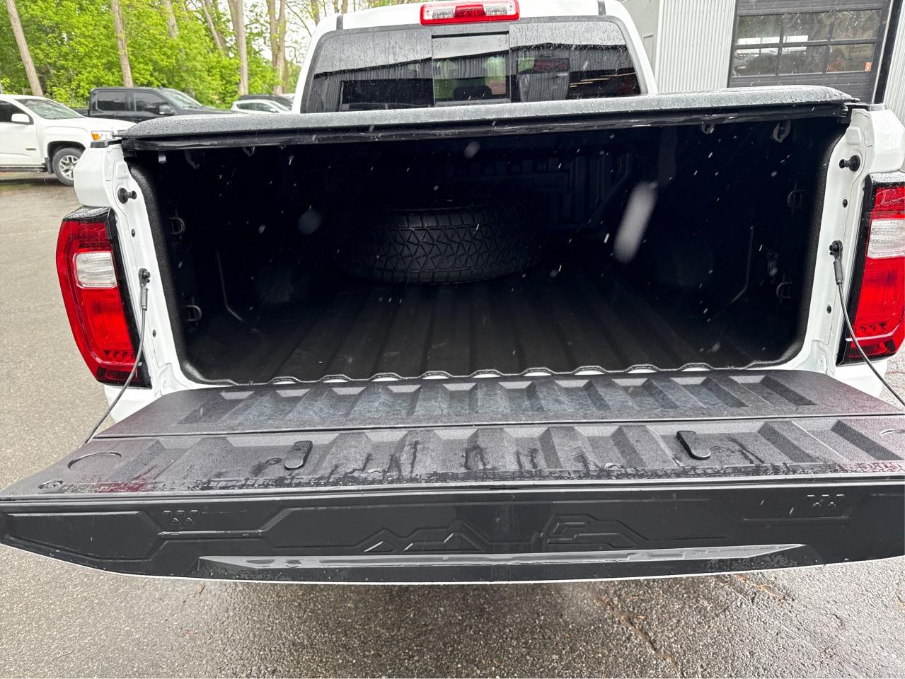 2023 GMC Canyon Denali - Photo #11