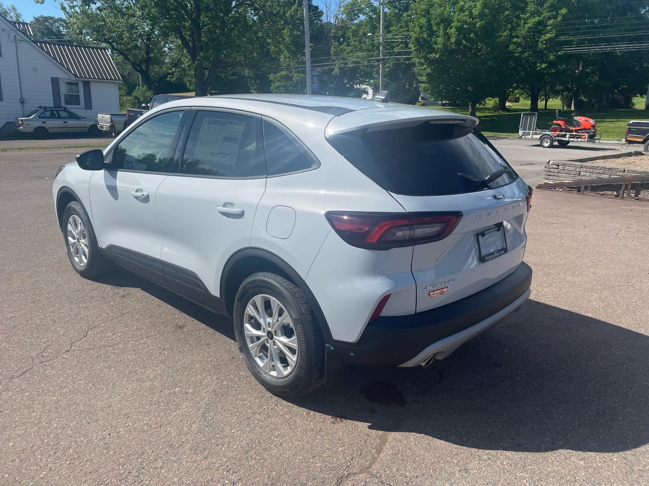 2025 Ford Escape Active Photo4