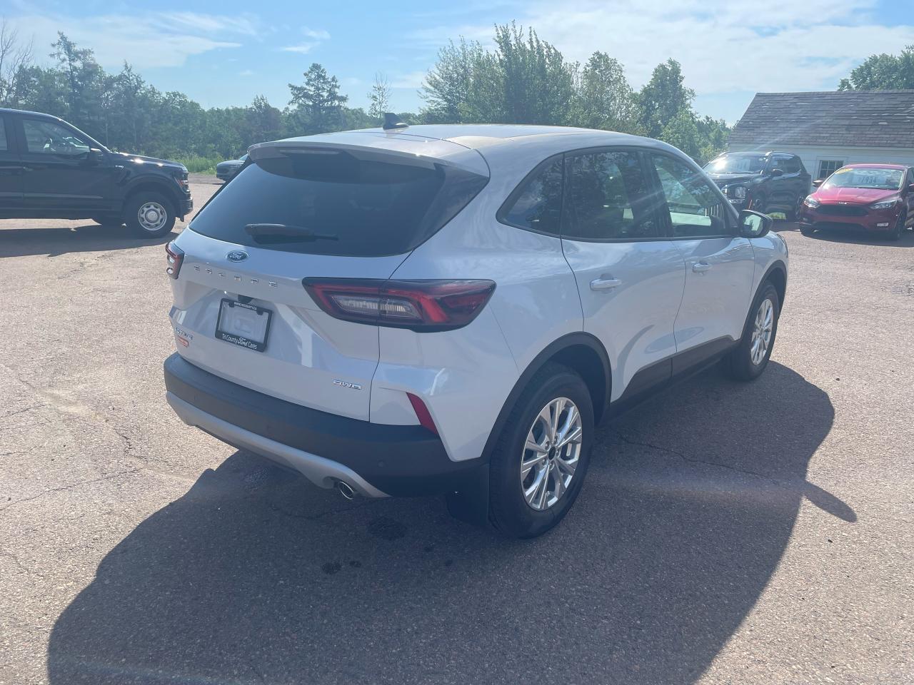 2025 Ford Escape Active Photo5