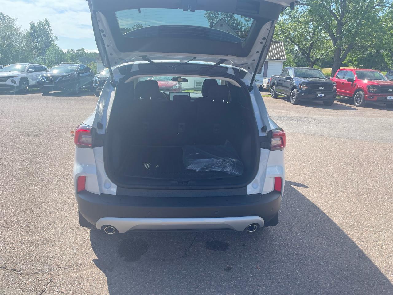 2025 Ford Escape Active Photo5