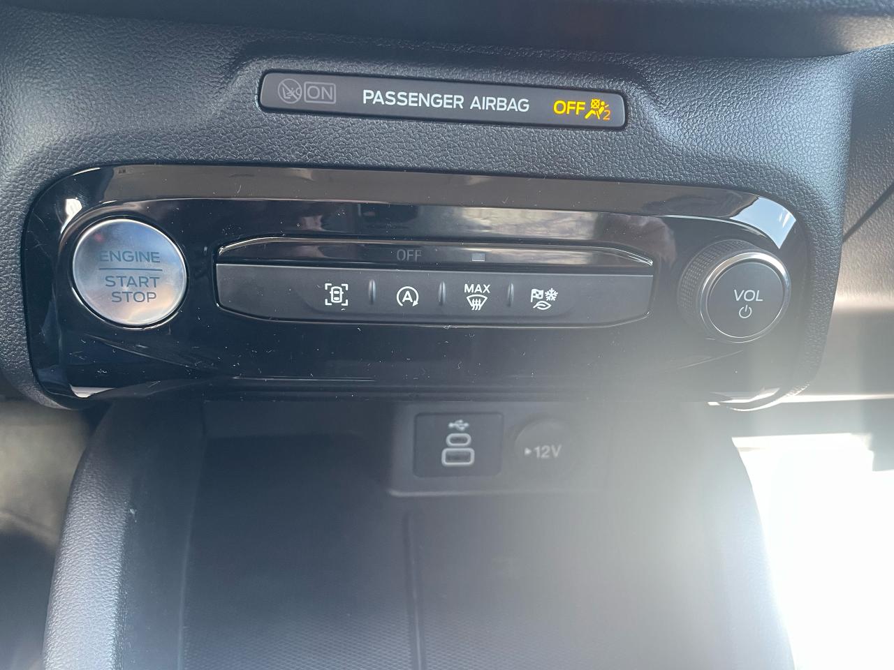 2025 Ford Escape Active Photo5