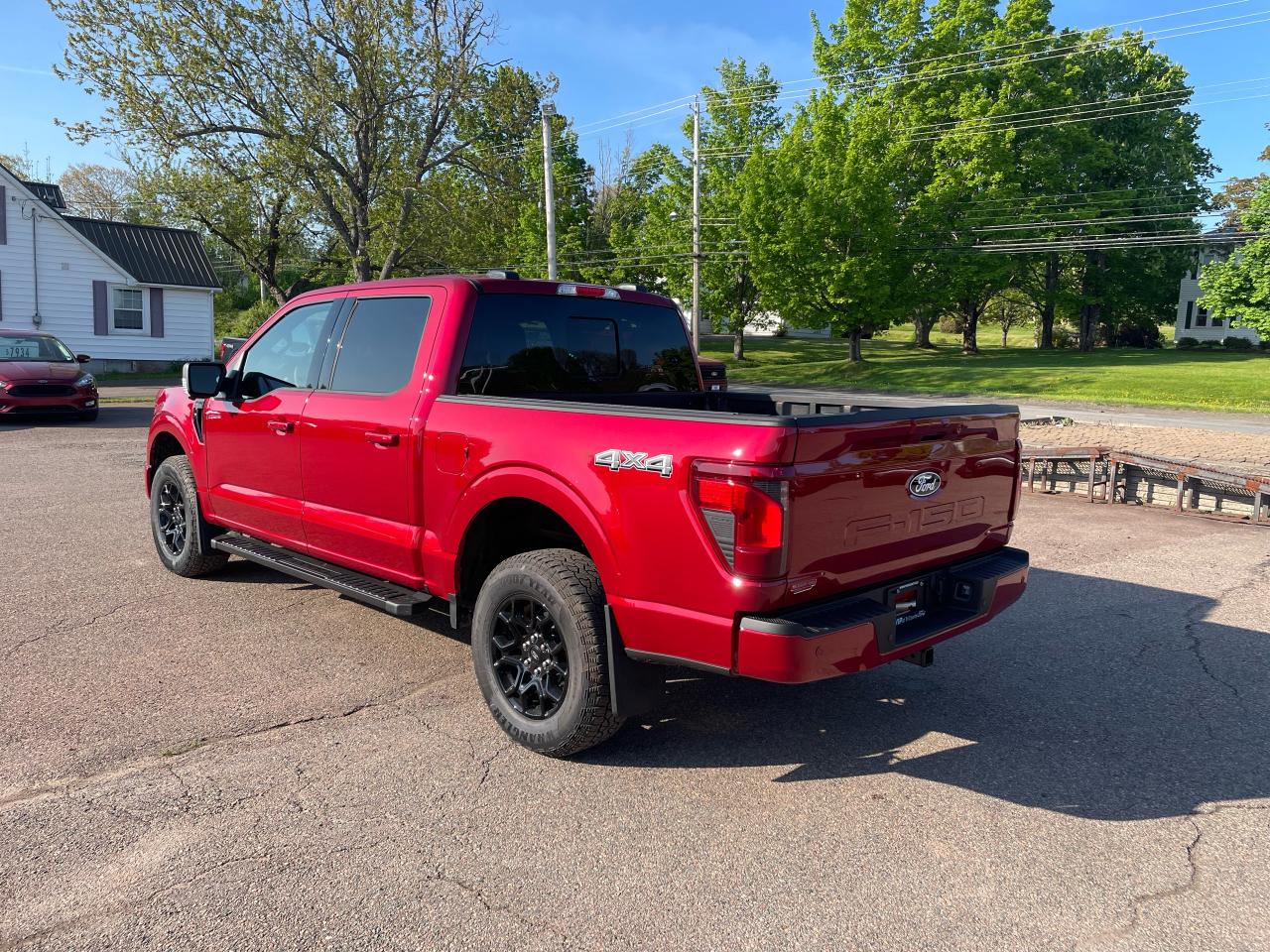 2025 Ford F-150 XLT Photo4