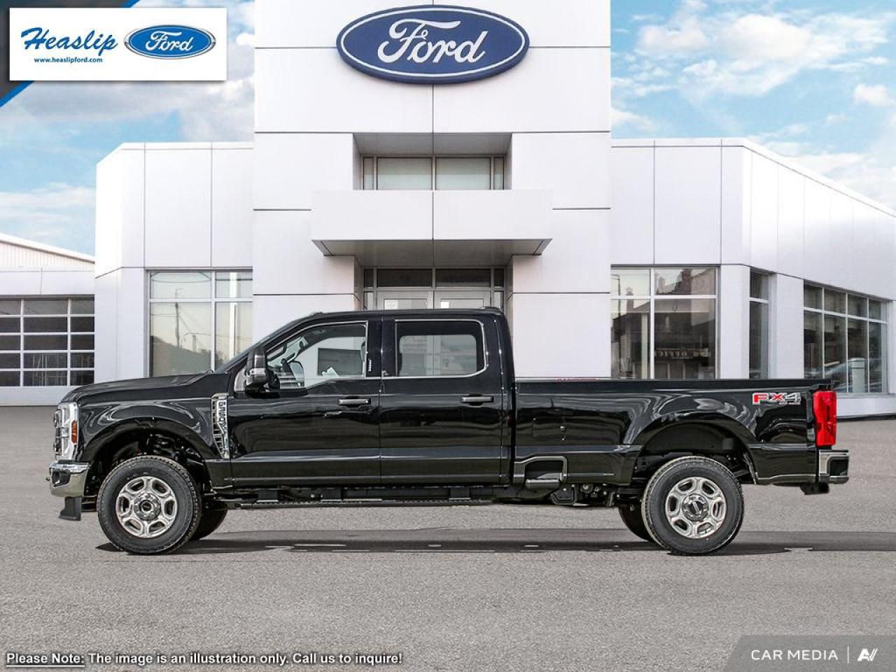 2025 Ford F-350 Super Duty SRW XLT Photo2