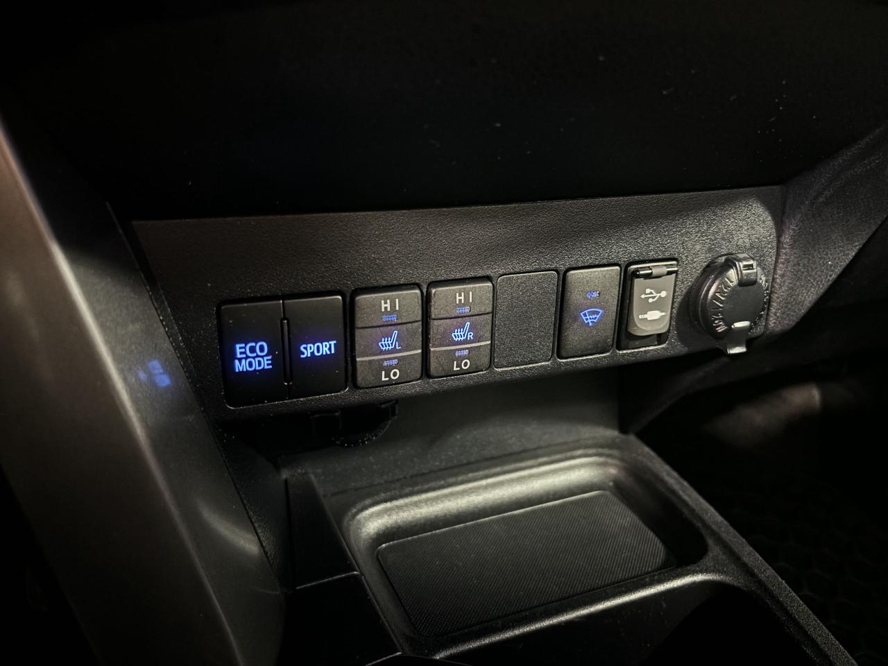 2018 Toyota RAV4 SE AWD|ALLOYS|NAV|LEATHER|BACKUPCAMERA|SUNROOF|+++ - Photo #23