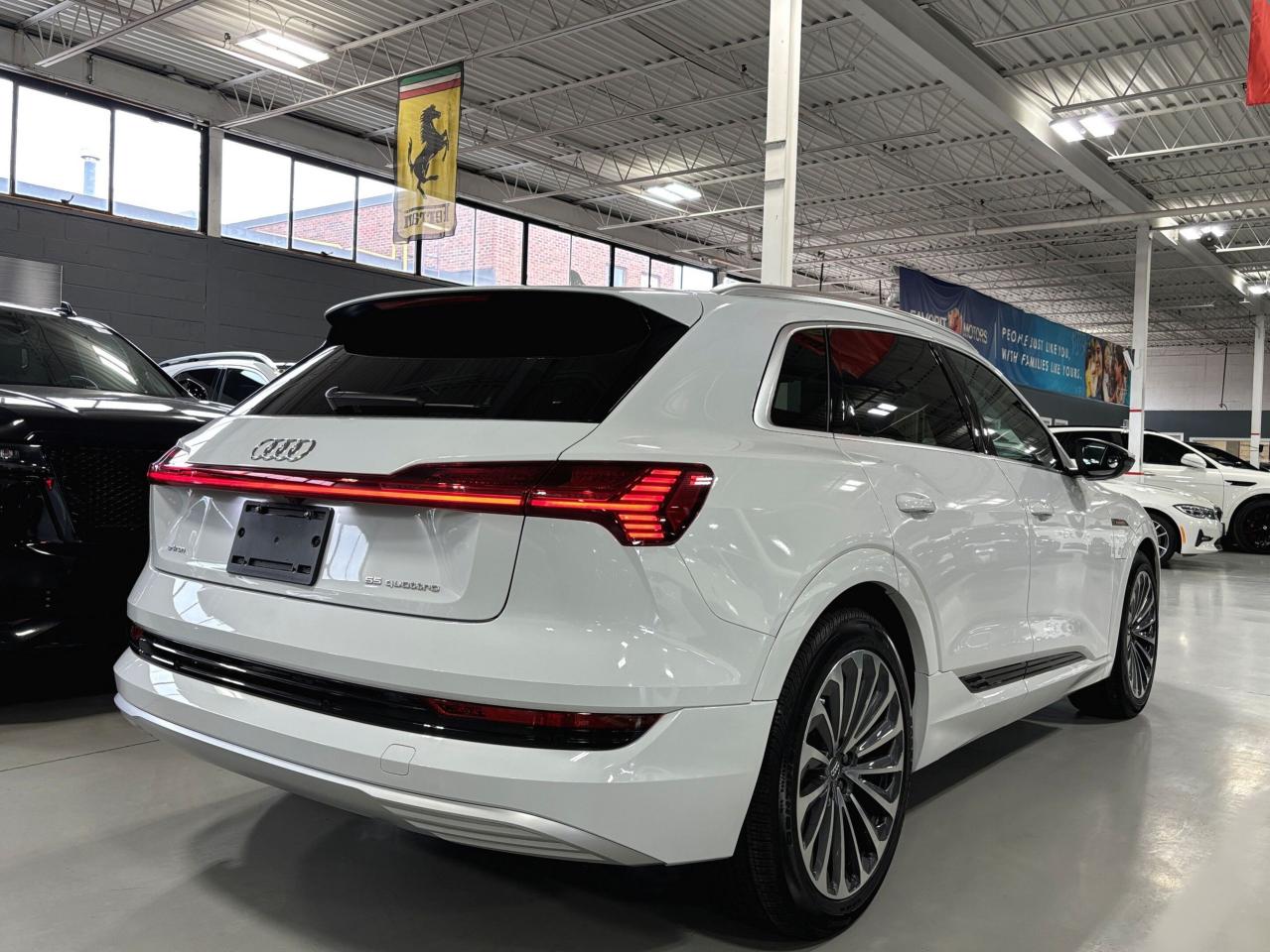 2019 Audi E-Tron Progressiv|QUATTRO|NAV|PANOROOF|LEATHER|ALLOYS|+++ - Photo #5