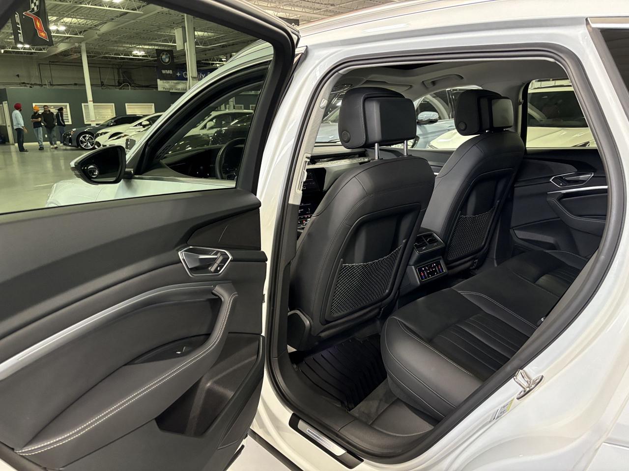 2019 Audi E-Tron Progressiv|QUATTRO|NAV|PANOROOF|LEATHER|ALLOYS|+++ - Photo #8