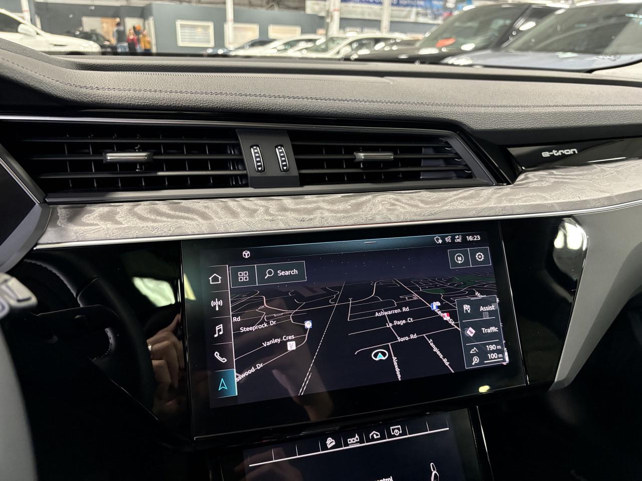 2019 Audi E-Tron Progressiv|QUATTRO|NAV|PANOROOF|LEATHER|ALLOYS|+++ - Photo #21
